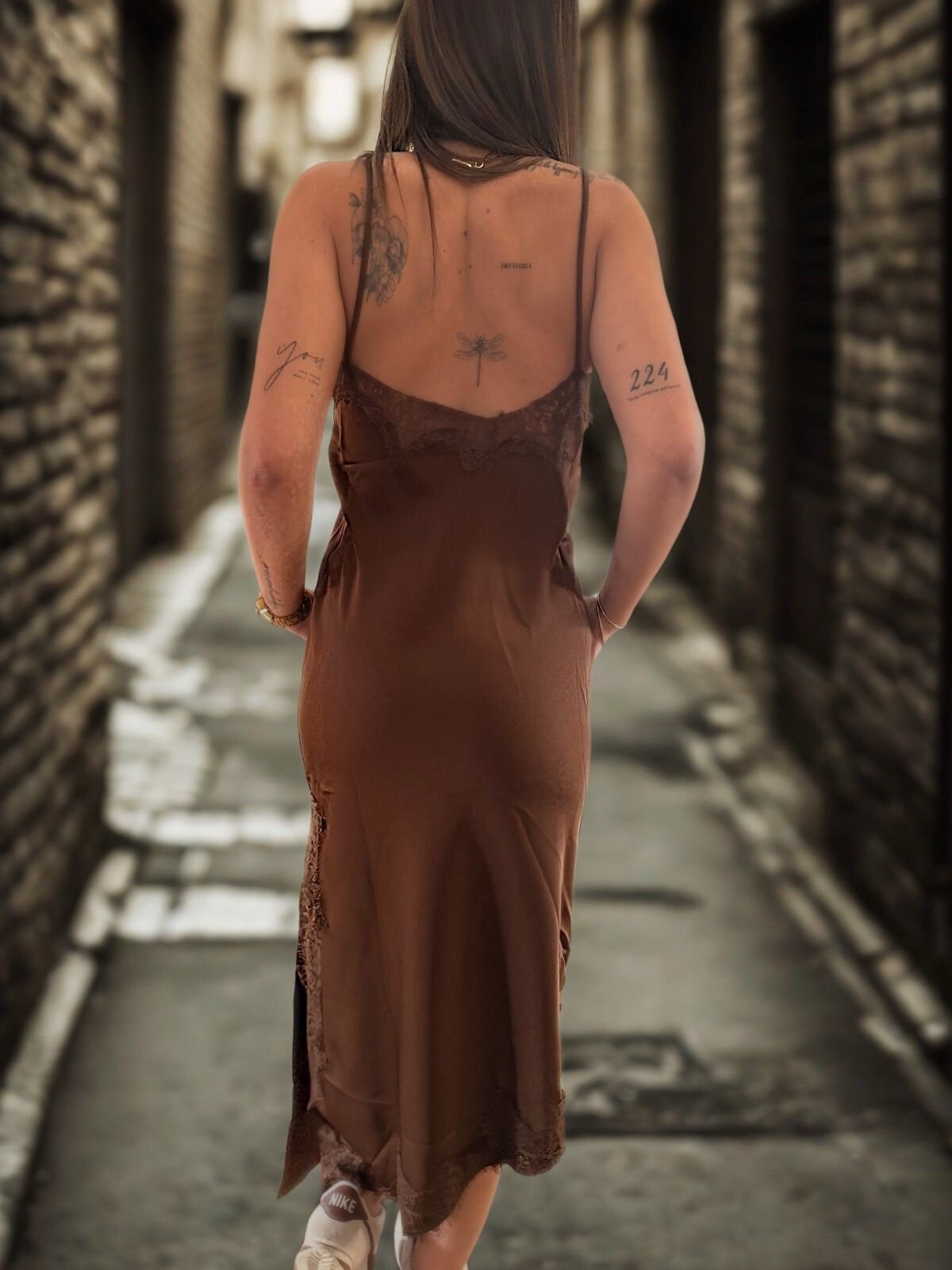Robes Dentelles Chocolat – Image 2