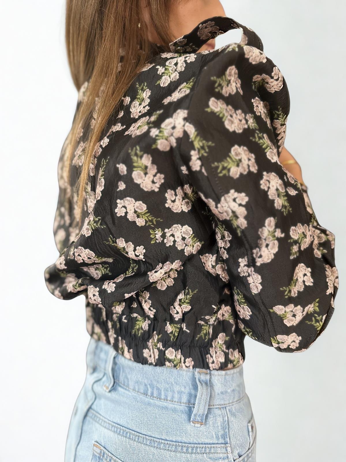 Bombers Noir À Fleurs – Image 3